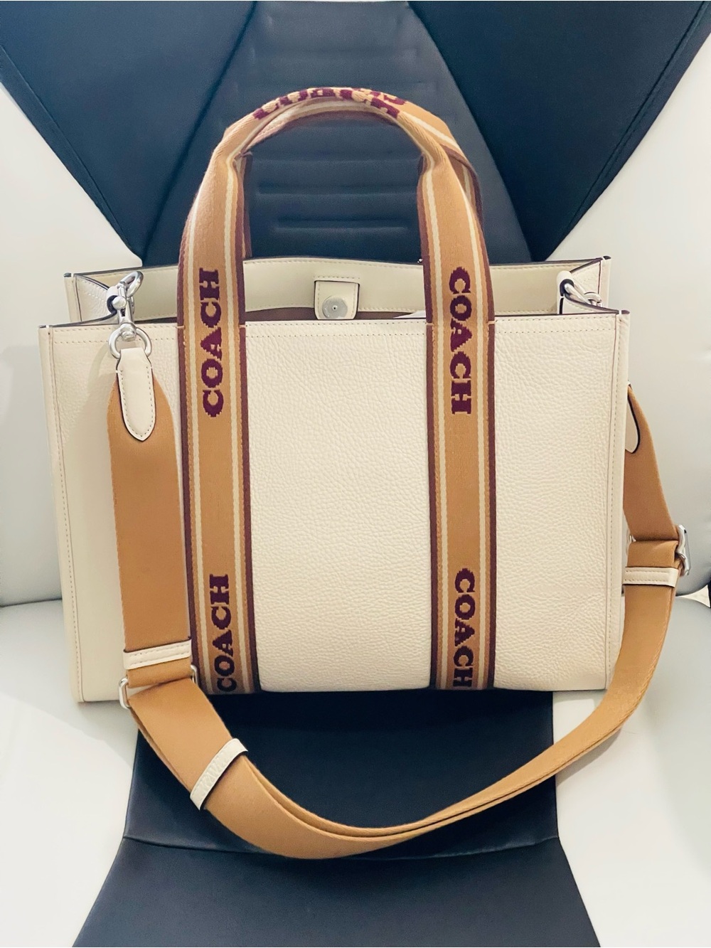 Coach Cream Leather Satchel with Tan Branded Straps crossbody shoulder bag NWOT